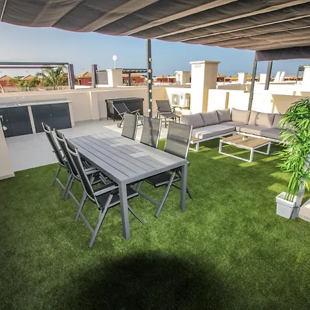 Higuericas Costa 208 - Playa Higuericas, Perfect Poolside Penthouse * Pilar de la Horadada